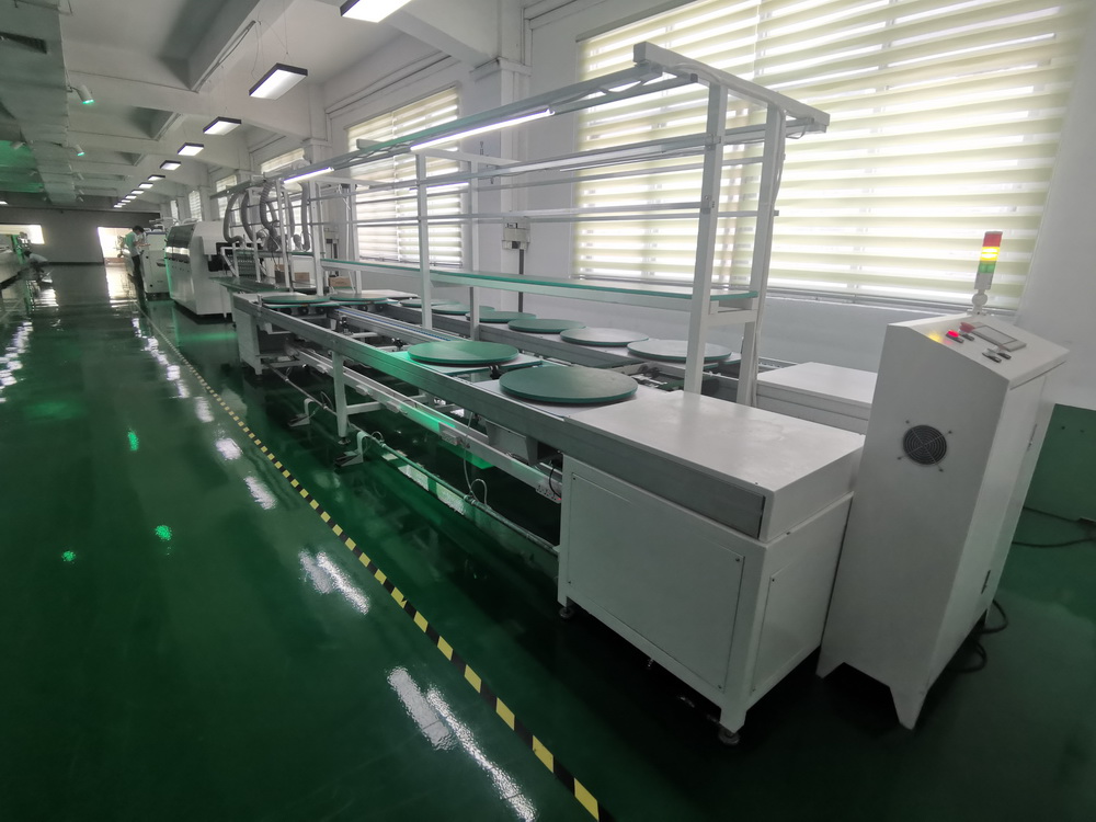 老司机app倍速链生产线展示区
